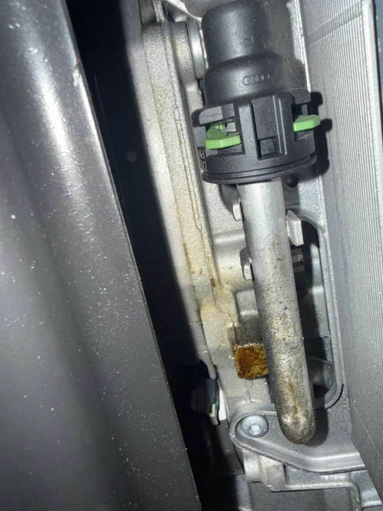 Accessible Audi S7 component documented for the buyer