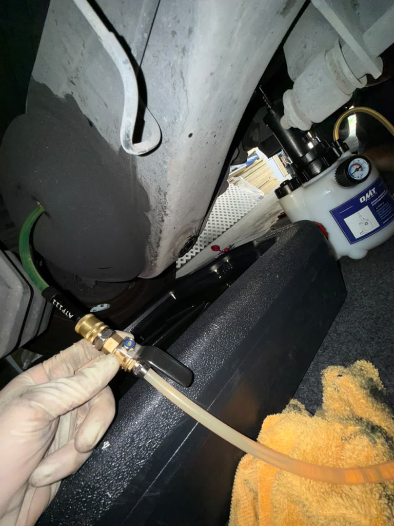 Rear differential fluid exchange on a diesel fleet vehicle